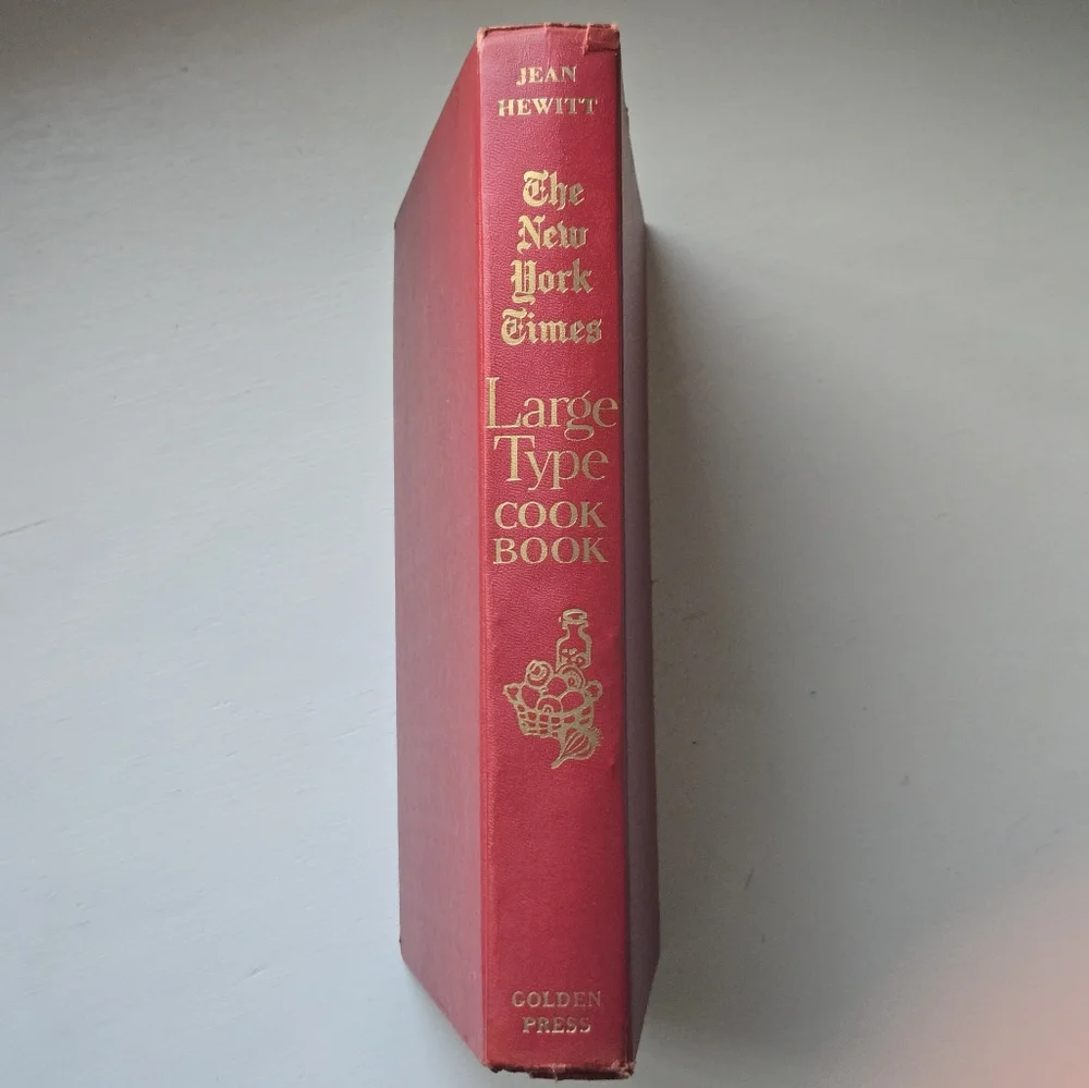 1968 VTG The New York Times Large Type Cook Book, Hardcover, Golden Press NY
